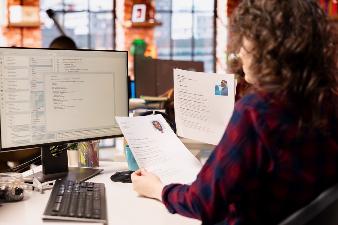 inclusive-recruiting-practices-hiring-manager